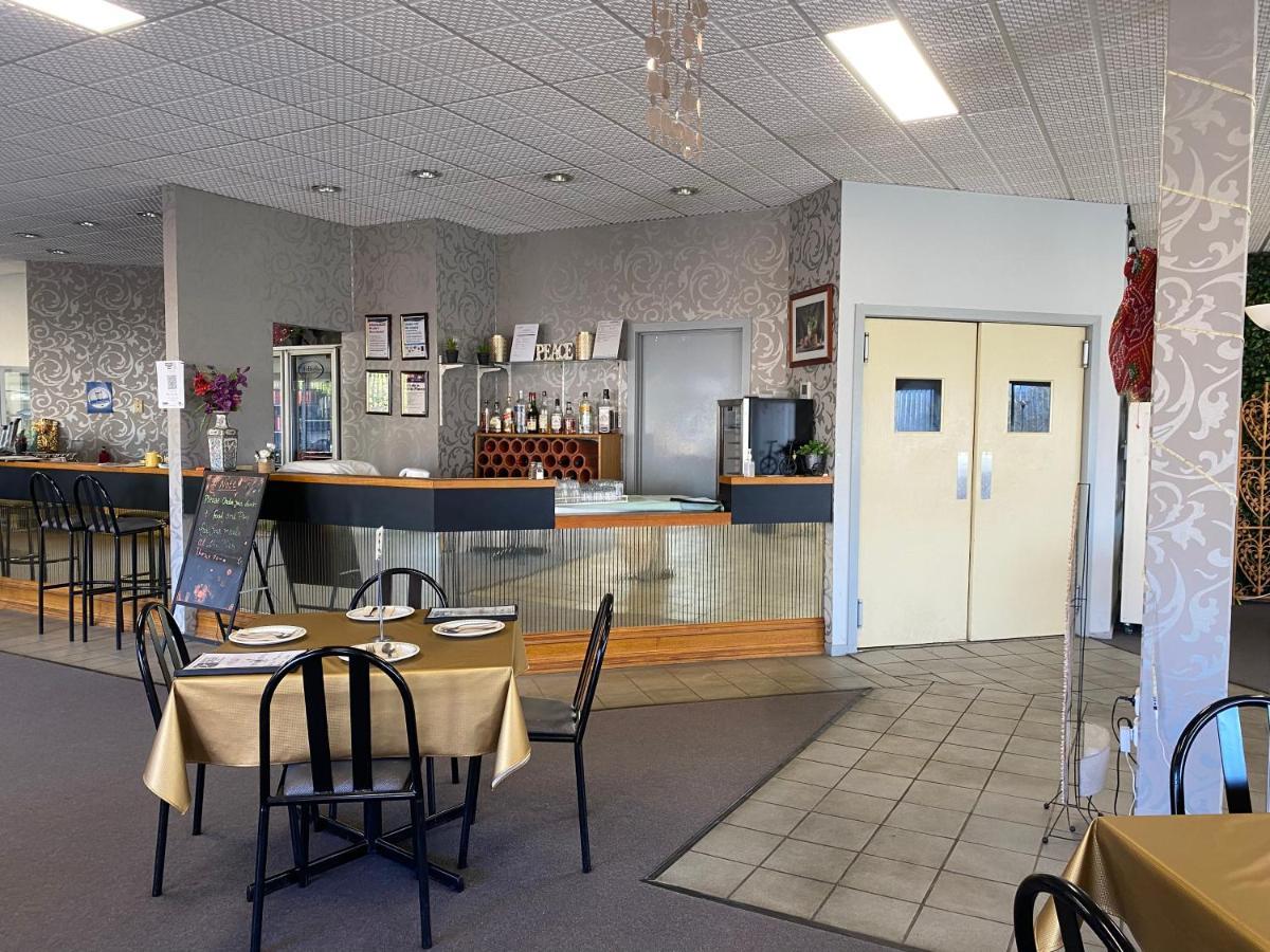 מאונט ביוטי Mountain Creek Motel Bar & Restaurant מראה חיצוני תמונה