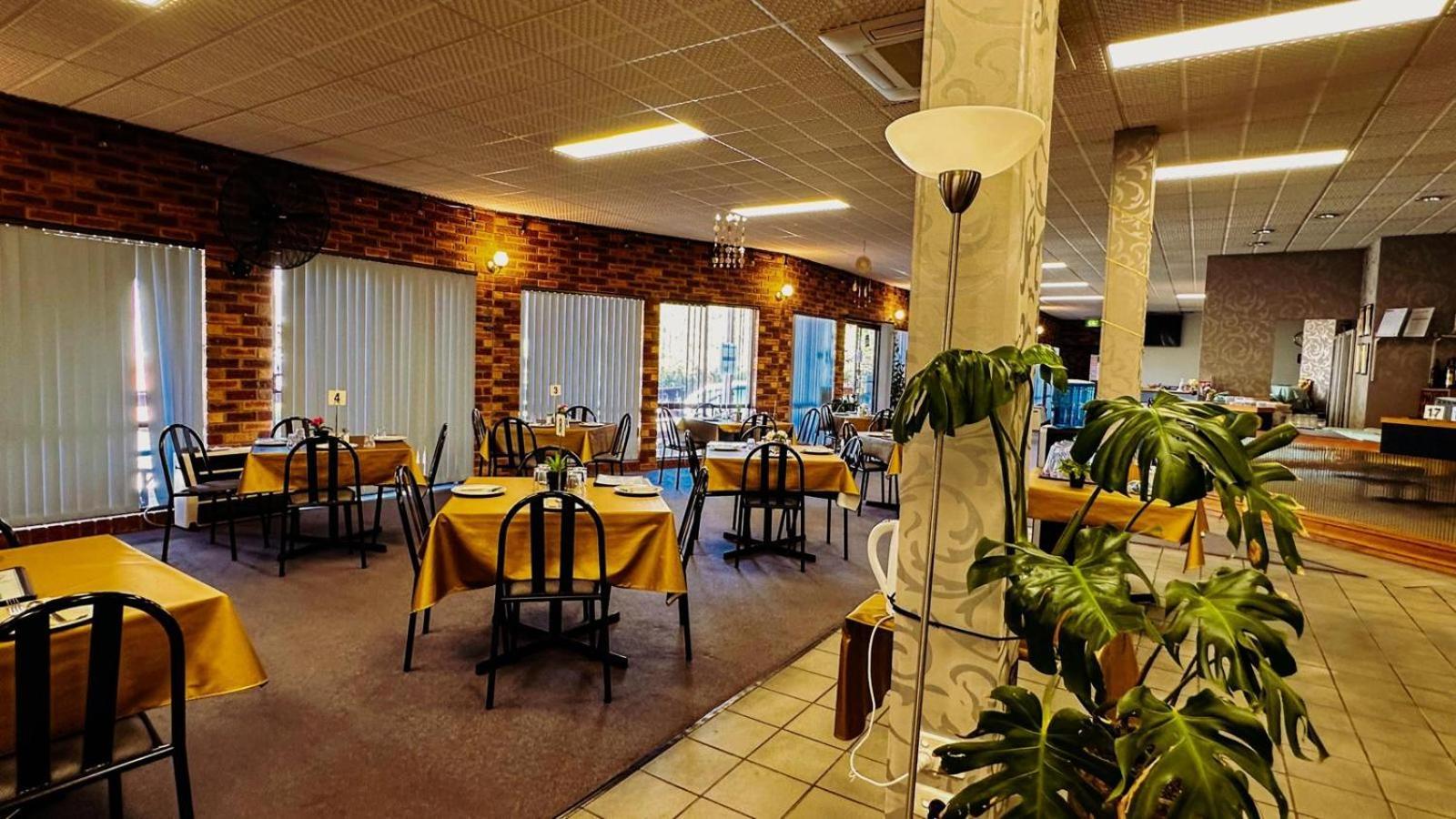 מאונט ביוטי Mountain Creek Motel Bar & Restaurant מראה חיצוני תמונה